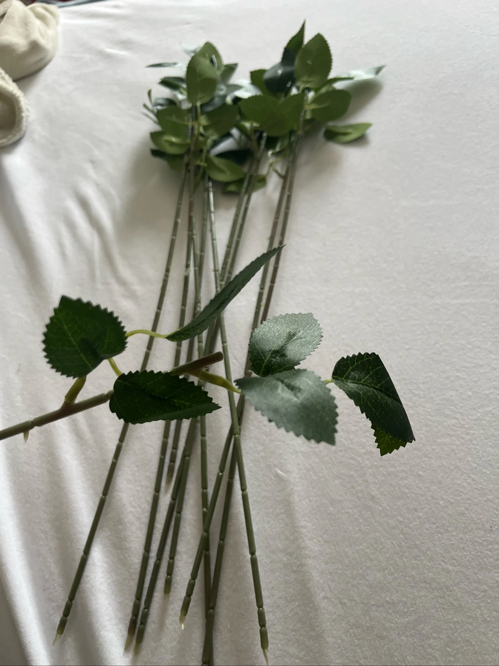 10 artificial green leaf branches – photo 3